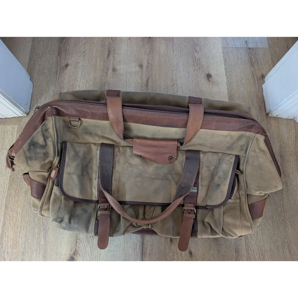 Vintage LL Bean Bag Duffle Weekender Luggage Rolling Bag Leather 80s  24
